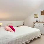Guest house Song 4*