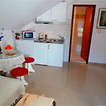 Song Guest house