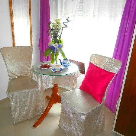 Song Guest house 4*
