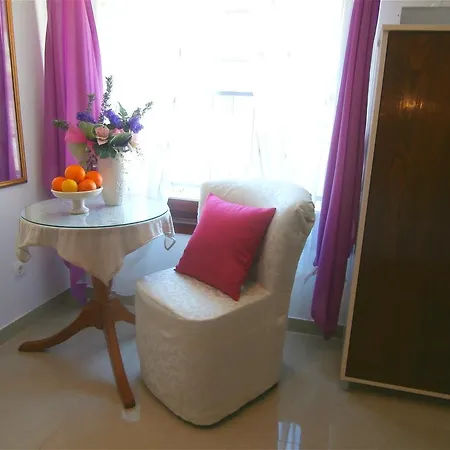 Song Guest house 4*